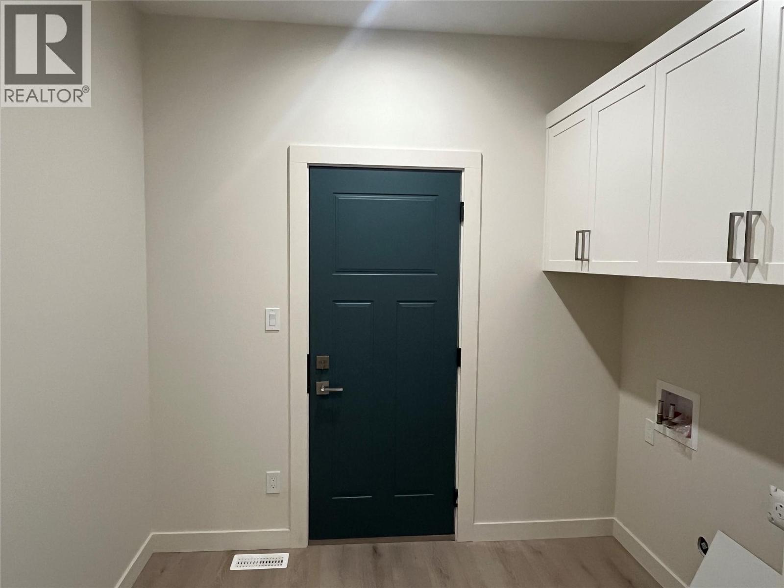 140 River Drive, Cranbrook, British Columbia V1C 0C6 - Photo 16 - 10361207