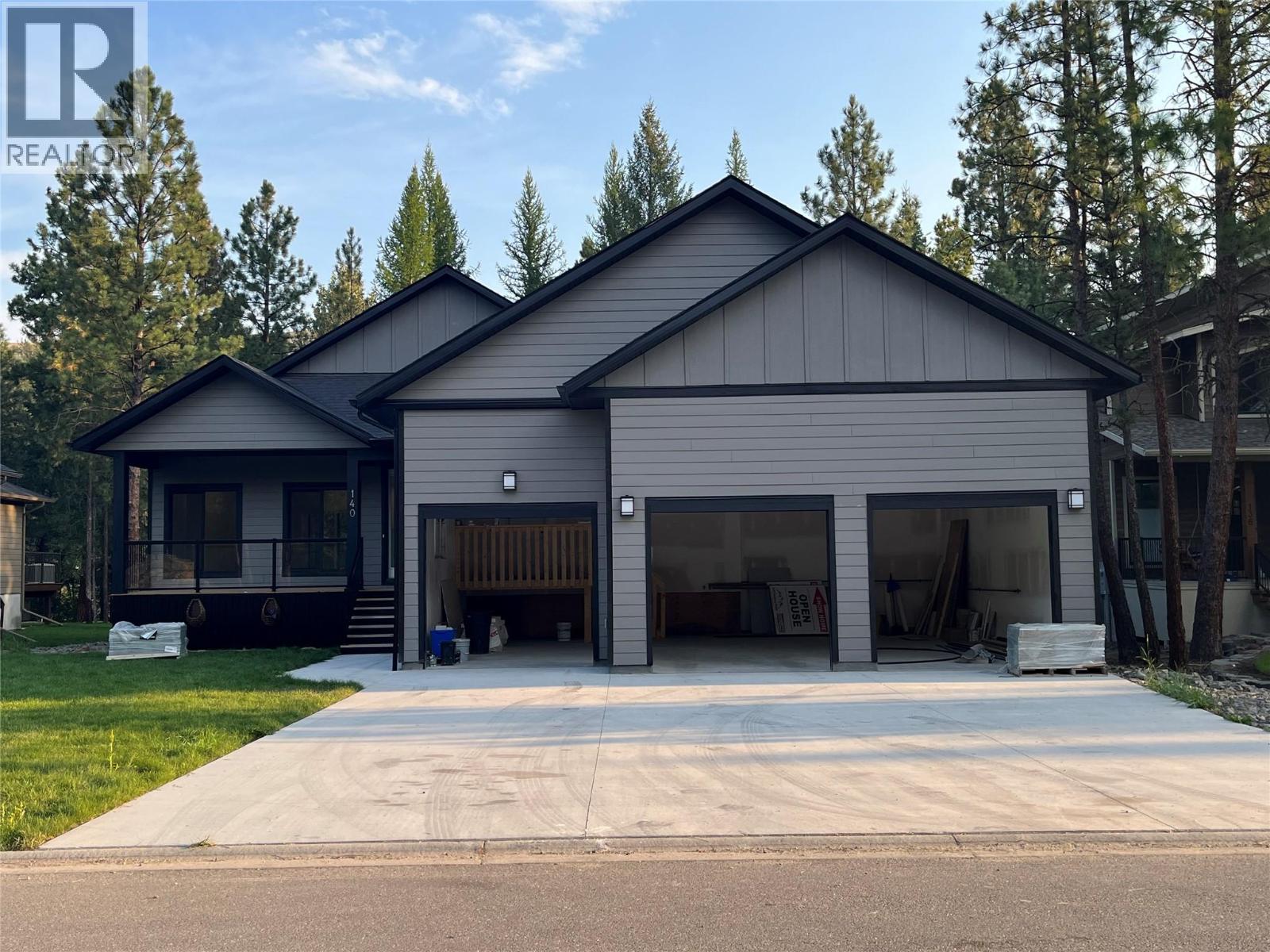 140 River Drive, Cranbrook, British Columbia V1C 0C6 - Photo 1 - 10361207