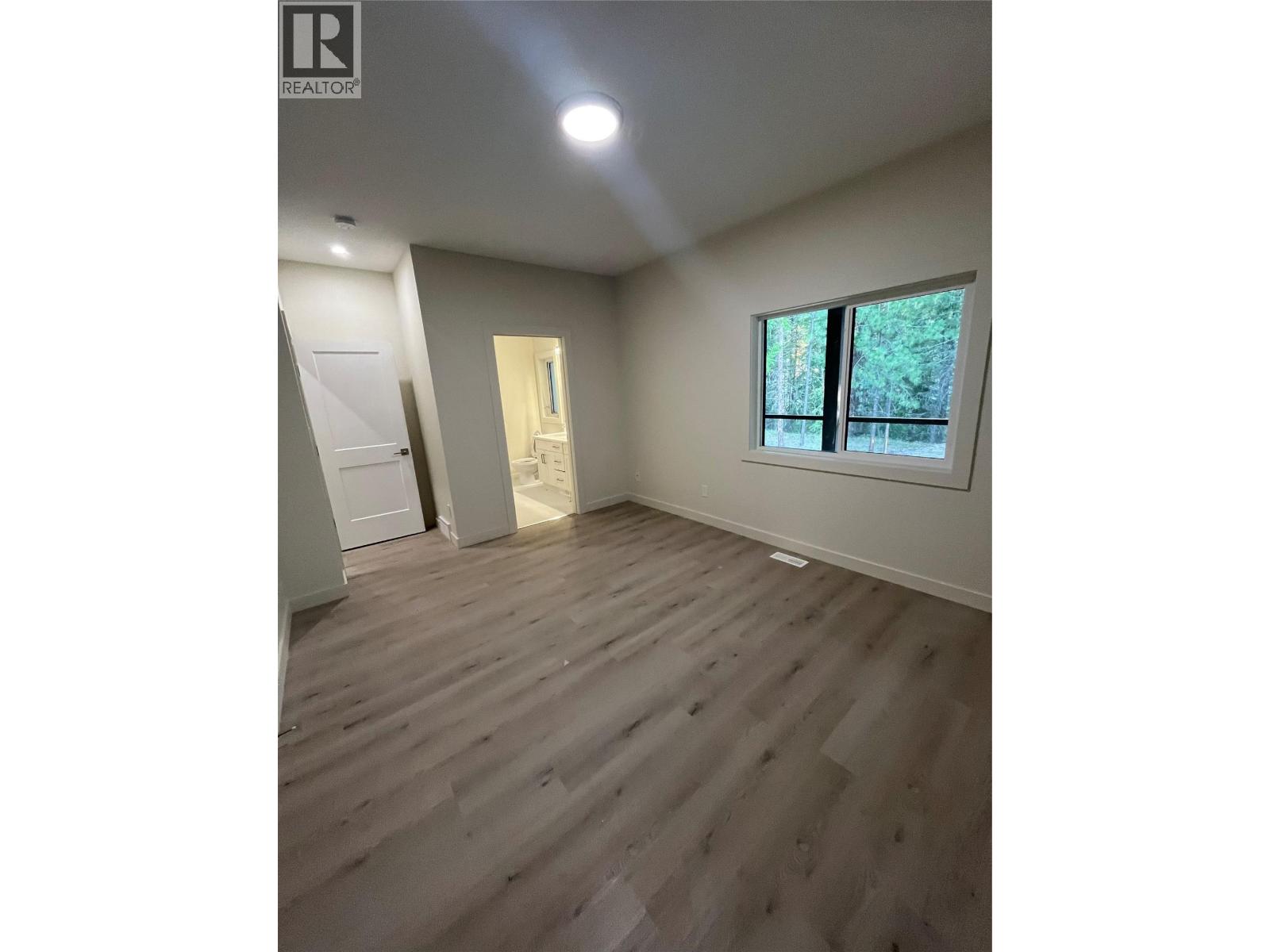 140 River Drive, Cranbrook, British Columbia V1C 0C6 - Photo 12 - 10361207