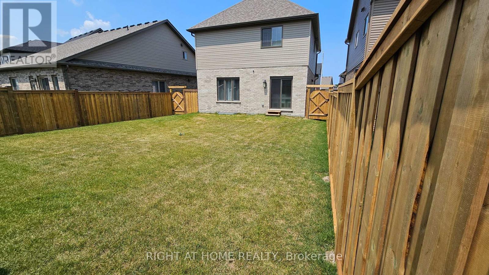 12 Mitchell Avenue, Collingwood, Ontario  L9Y 5M3 - Photo 4 - S12399530