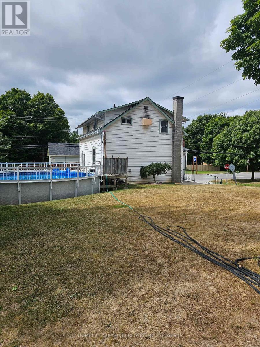 98 Paul Drive, Lanark Highlands, Ontario  K0G 1K0 - Photo 2 - X12399620