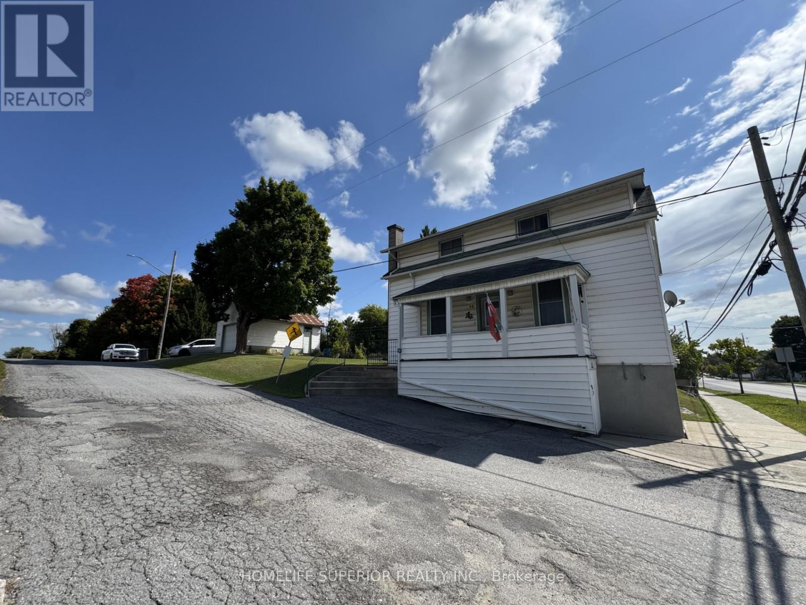 98 Paul Drive, Lanark Highlands, Ontario  K0G 1K0 - Photo 4 - X12399620