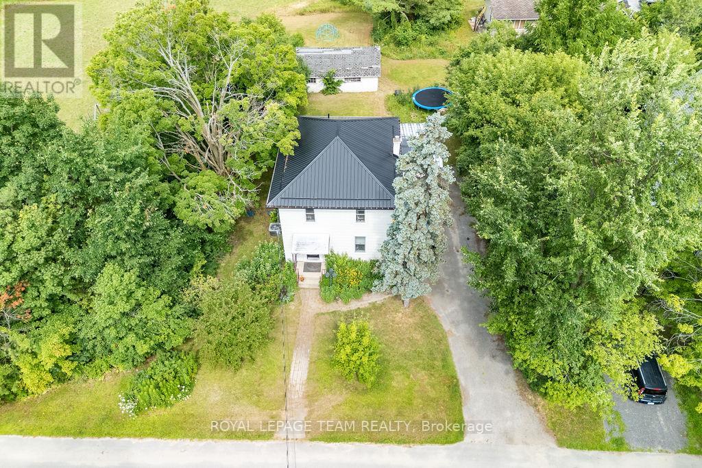 191 DALKEITH STREET, Mississippi Mills, Ontario
