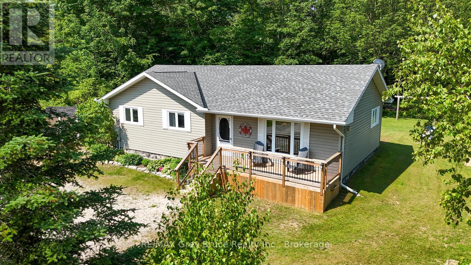 32 SUGARBUSH ROAD, South Bruce Peninsula, Ontario