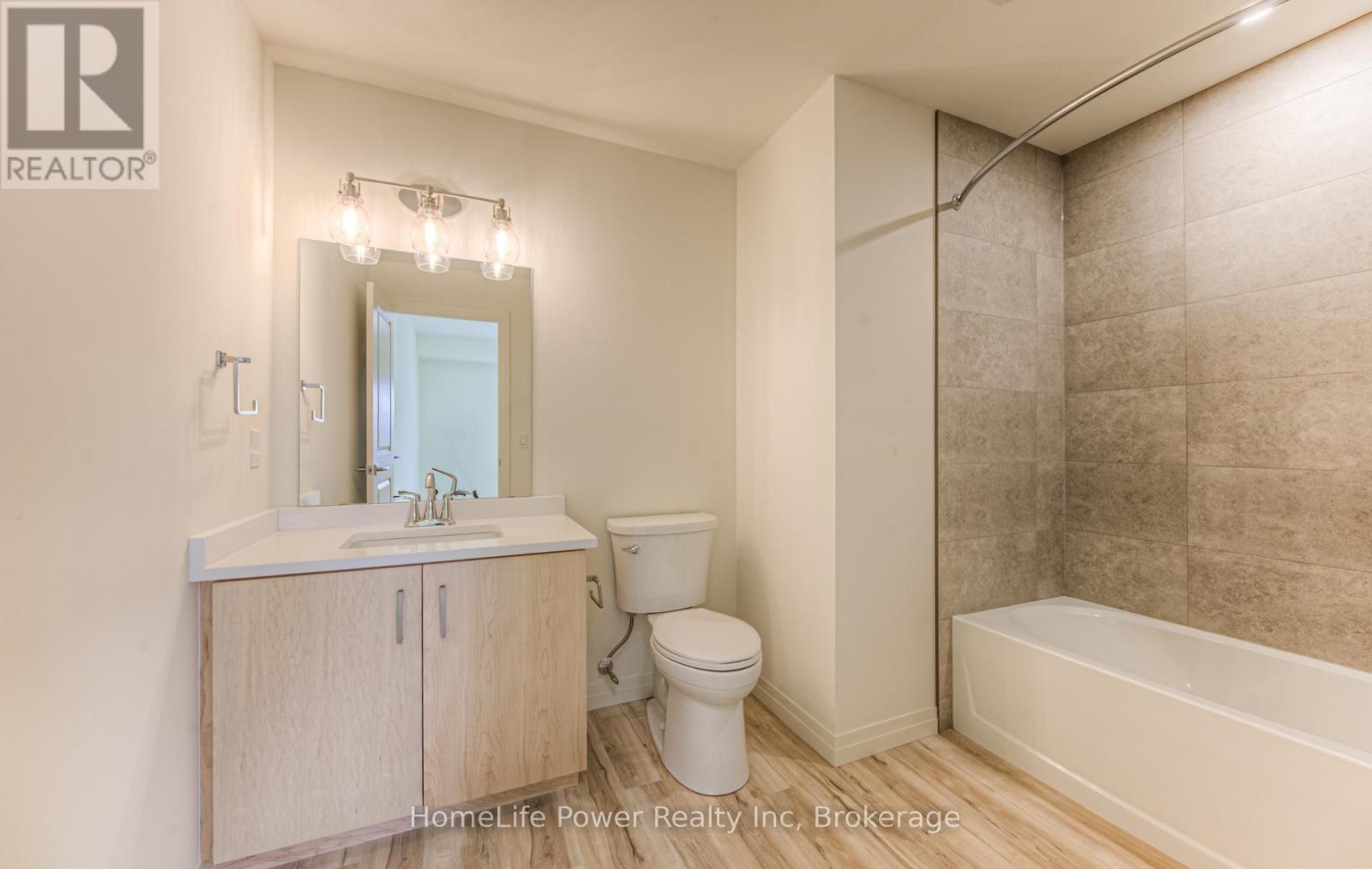 205 - 301 Westmount Road, Kitchener, Ontario  N2M 5M9 - Photo 12 - X12399743