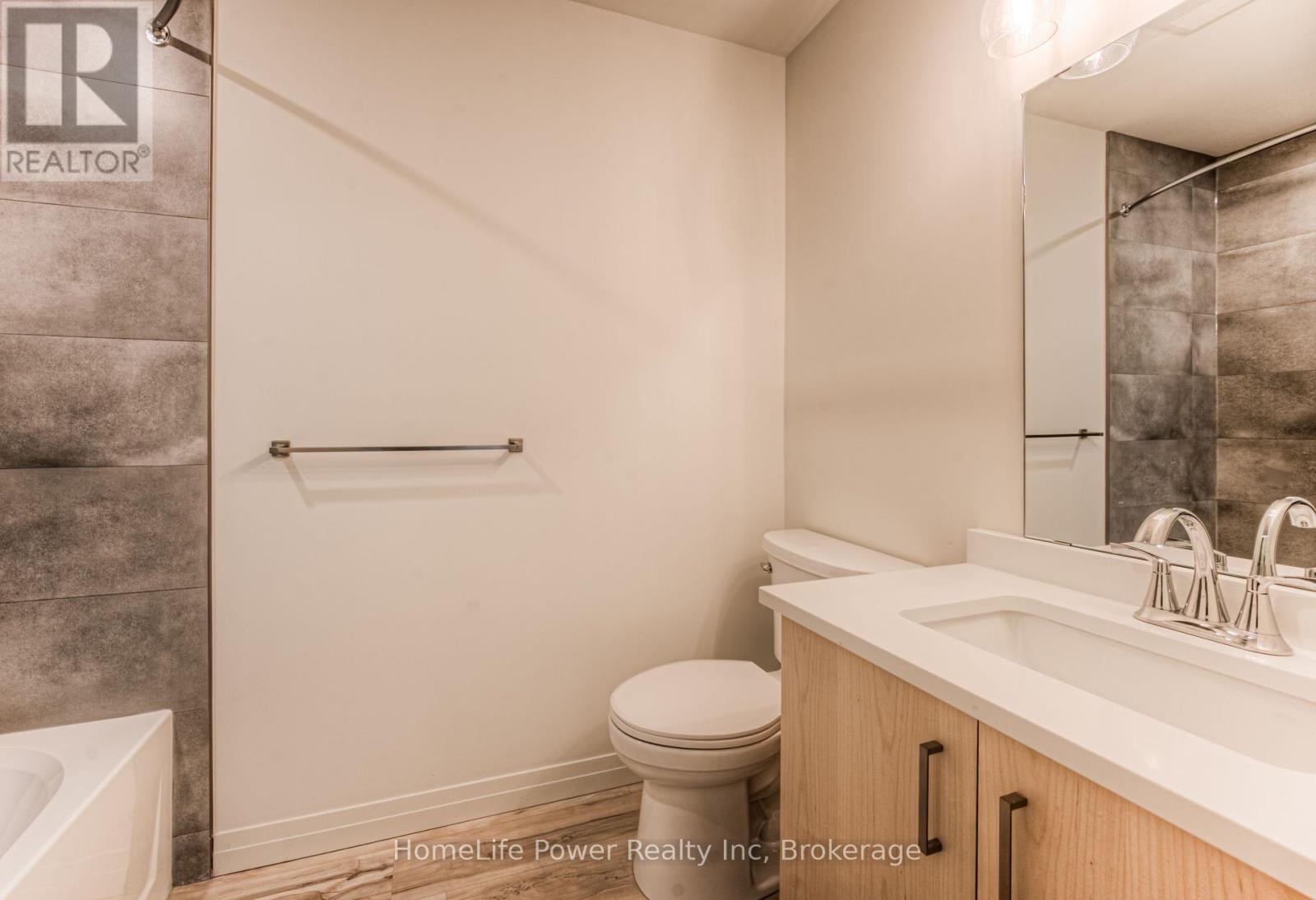 205 - 301 Westmount Road, Kitchener, Ontario  N2M 5M9 - Photo 15 - X12399743