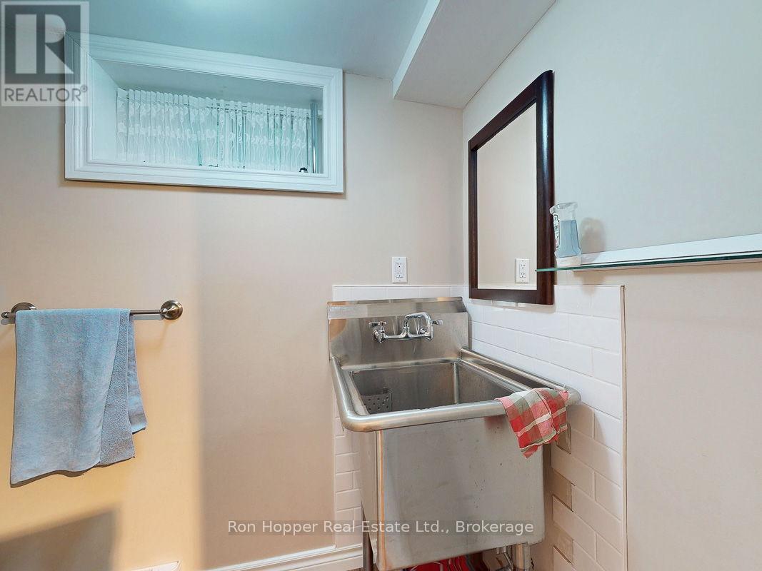 768 3rd Ave. Avenue W, Owen Sound, Ontario  N4K 4P3 - Photo 45 - X12399799