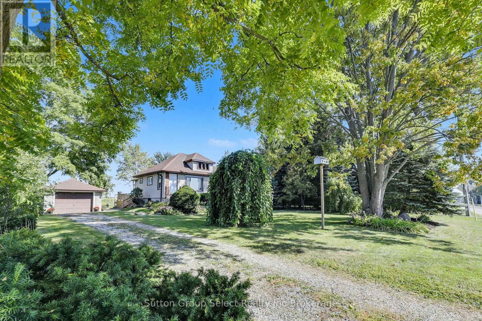 3072 Glanworth Drive, London South, Ontario  N6N 1N6 - Photo 2 - X12399670