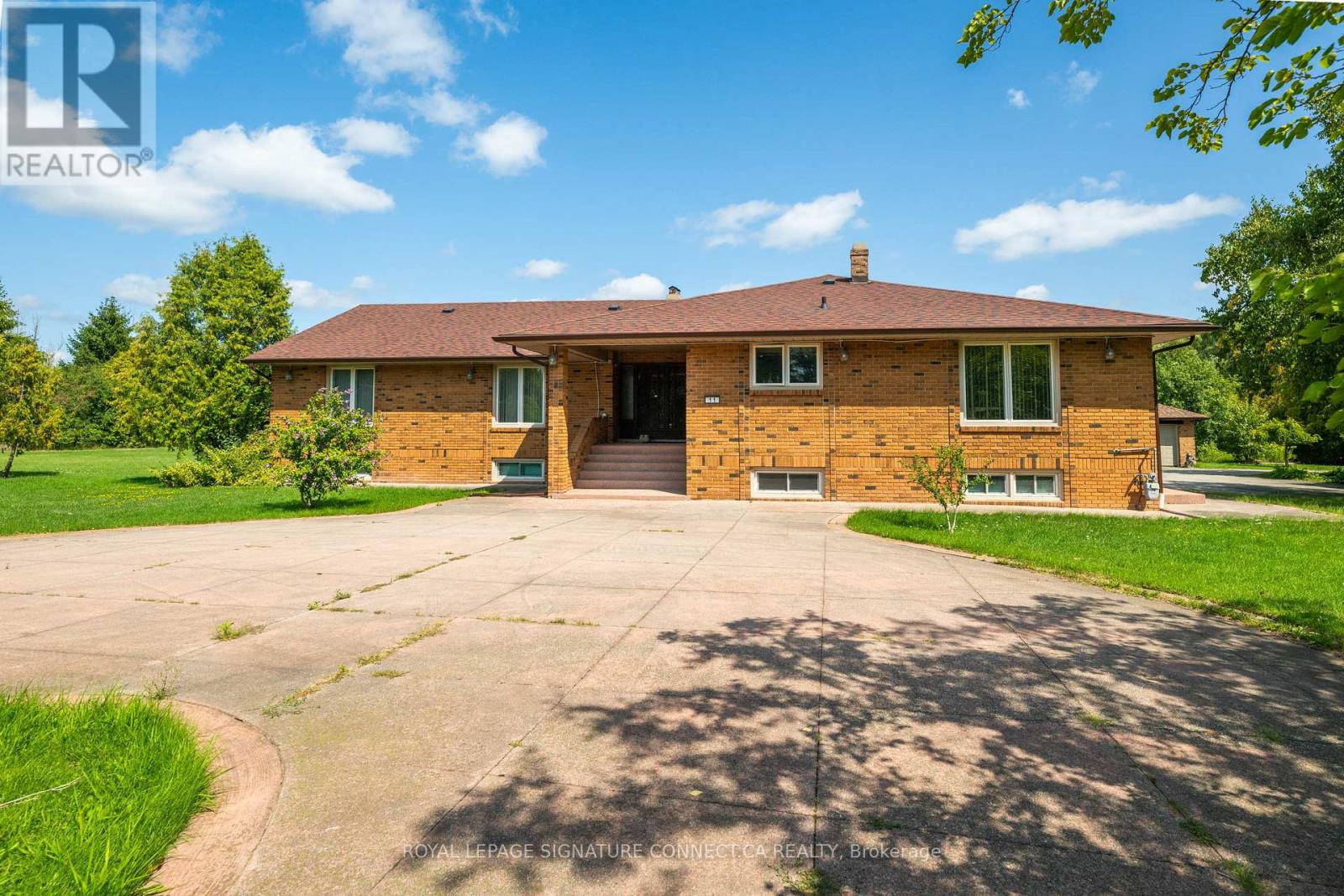 Property at 11 JULIAN DRIVE image 1