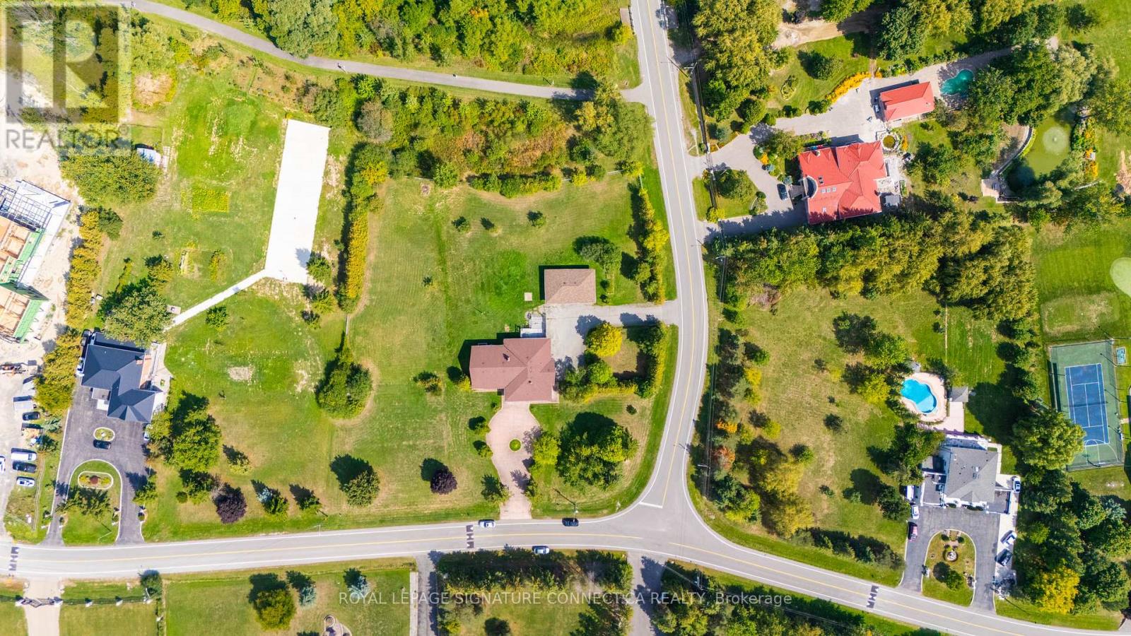 11 Julian Drive, Brampton (Bram East), Ontario  L6P 0L3 - Photo 13 - W12399507