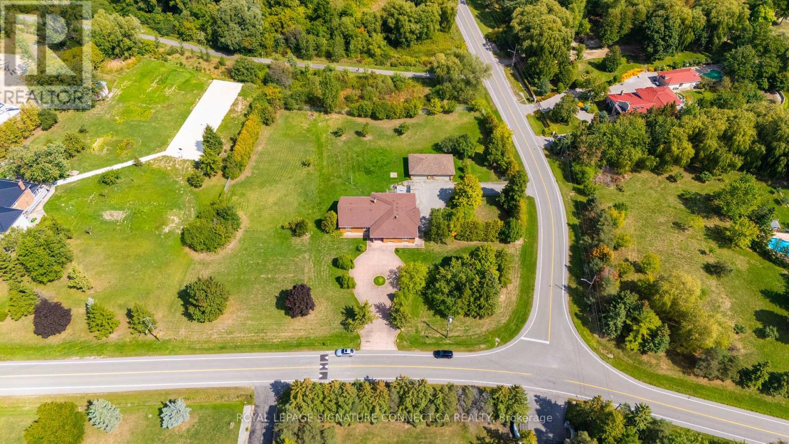 11 Julian Drive, Brampton (Bram East), Ontario  L6P 0L3 - Photo 15 - W12399507