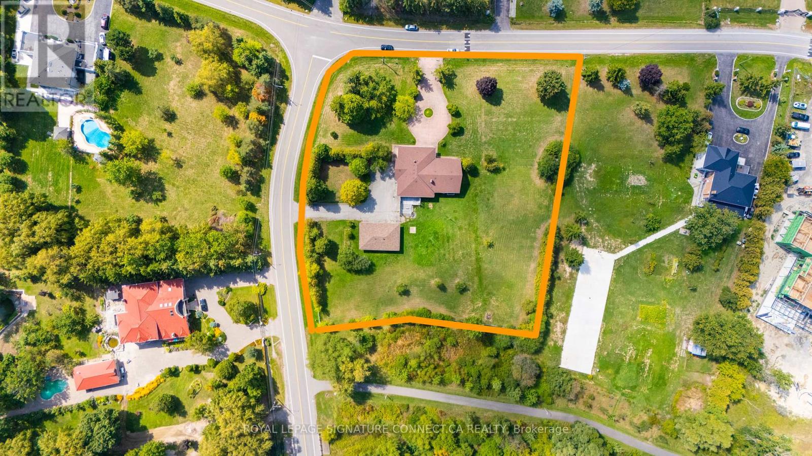 11 Julian Drive, Brampton (Bram East), Ontario  L6P 0L3 - Photo 23 - W12399507