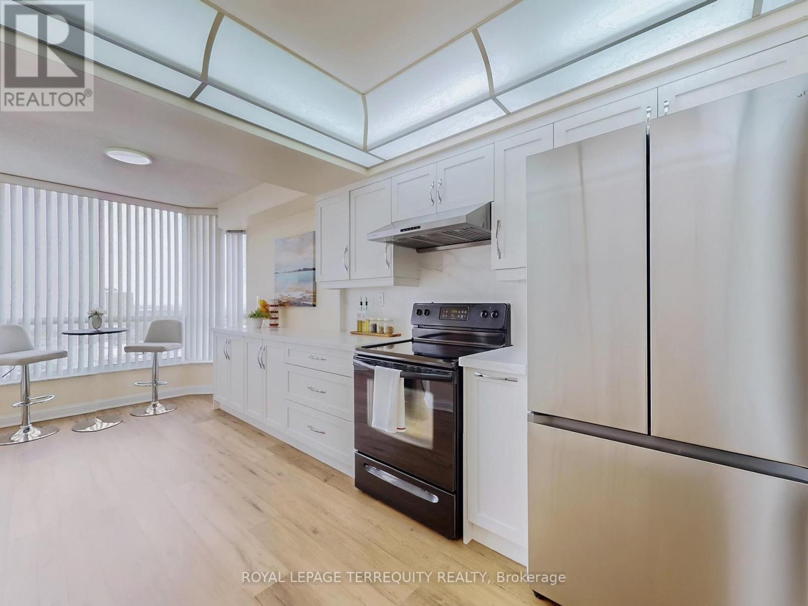 1709 - 24 Hanover Road, Brampton, Ontario  L6S 5K8 - Photo 14 - W12399511