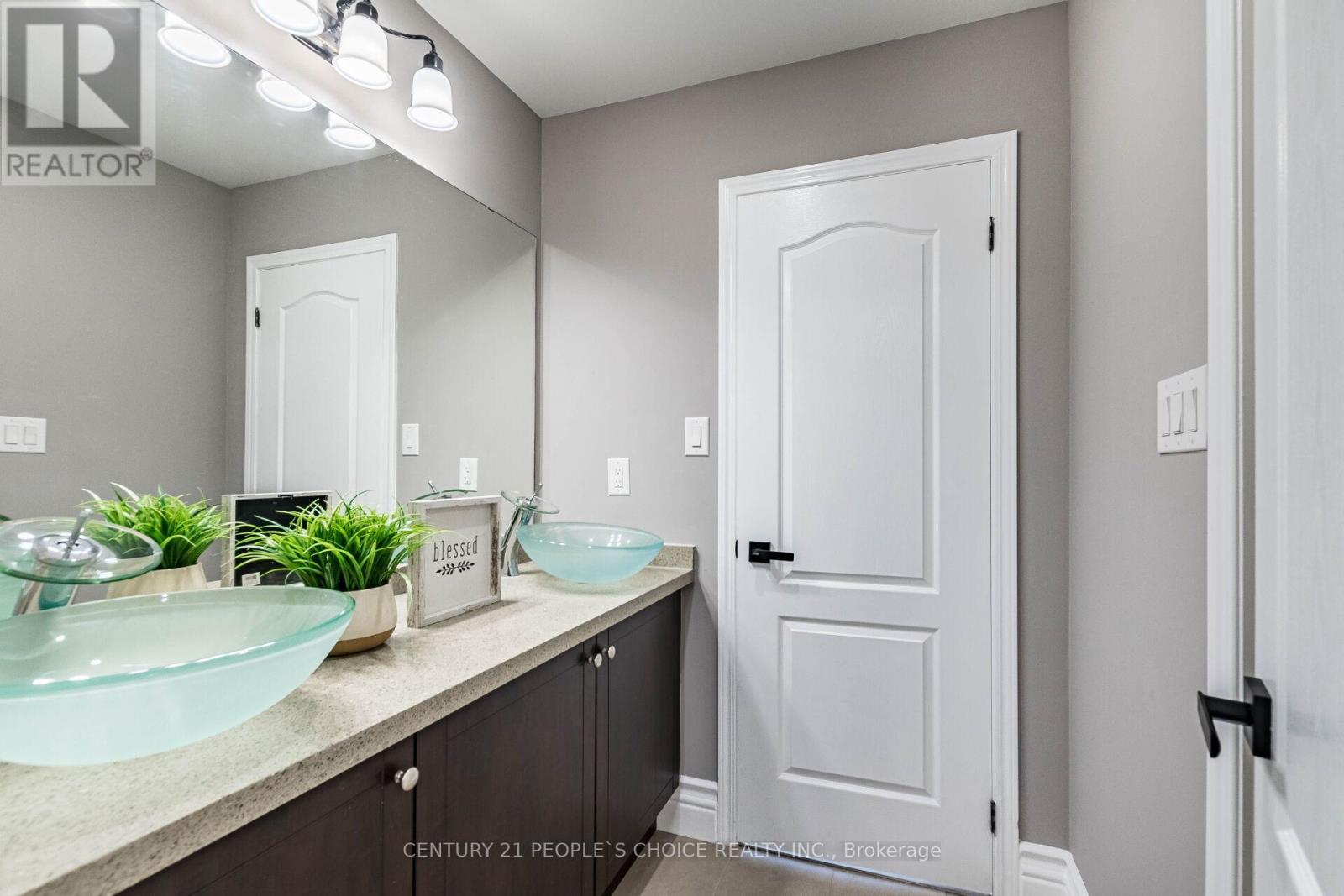 78 Abercrombie Crescent E, Brampton, Ontario  L7A 4N3 - Photo 22 - W12399515