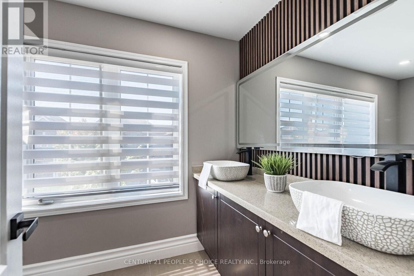 78 Abercrombie Crescent E, Brampton, Ontario  L7A 4N3 - Photo 26 - W12399515
