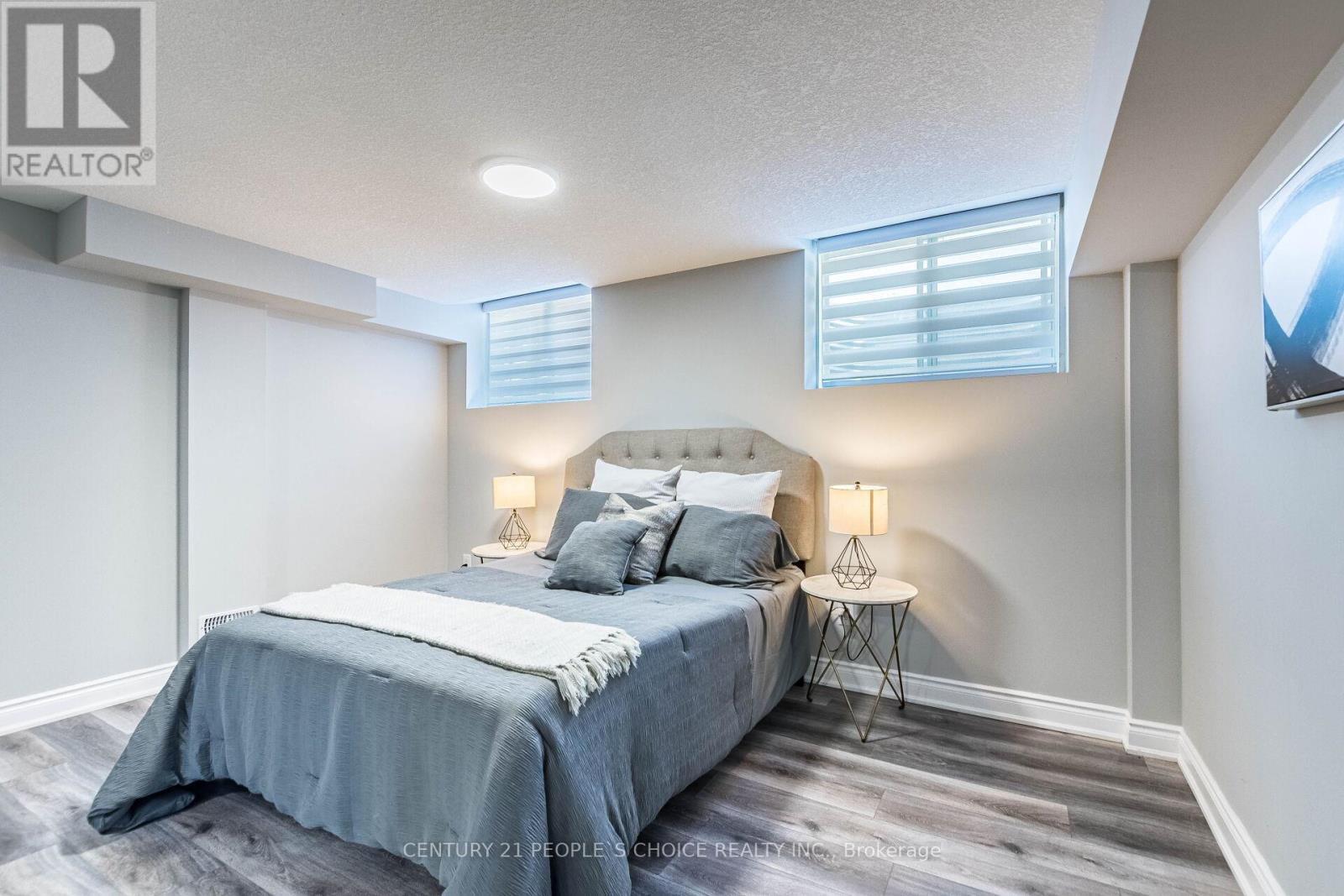 78 Abercrombie Crescent E, Brampton, Ontario  L7A 4N3 - Photo 32 - W12399515