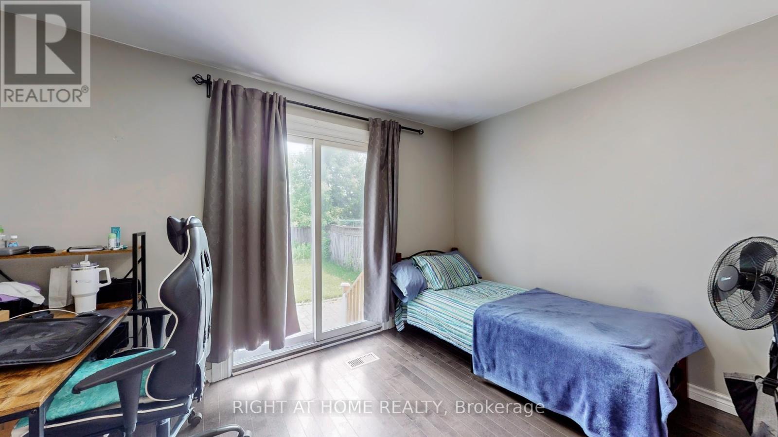 3456 Oakglade Crescent, Mississauga, Ontario  L5C 1X5 - Photo 23 - W12399593