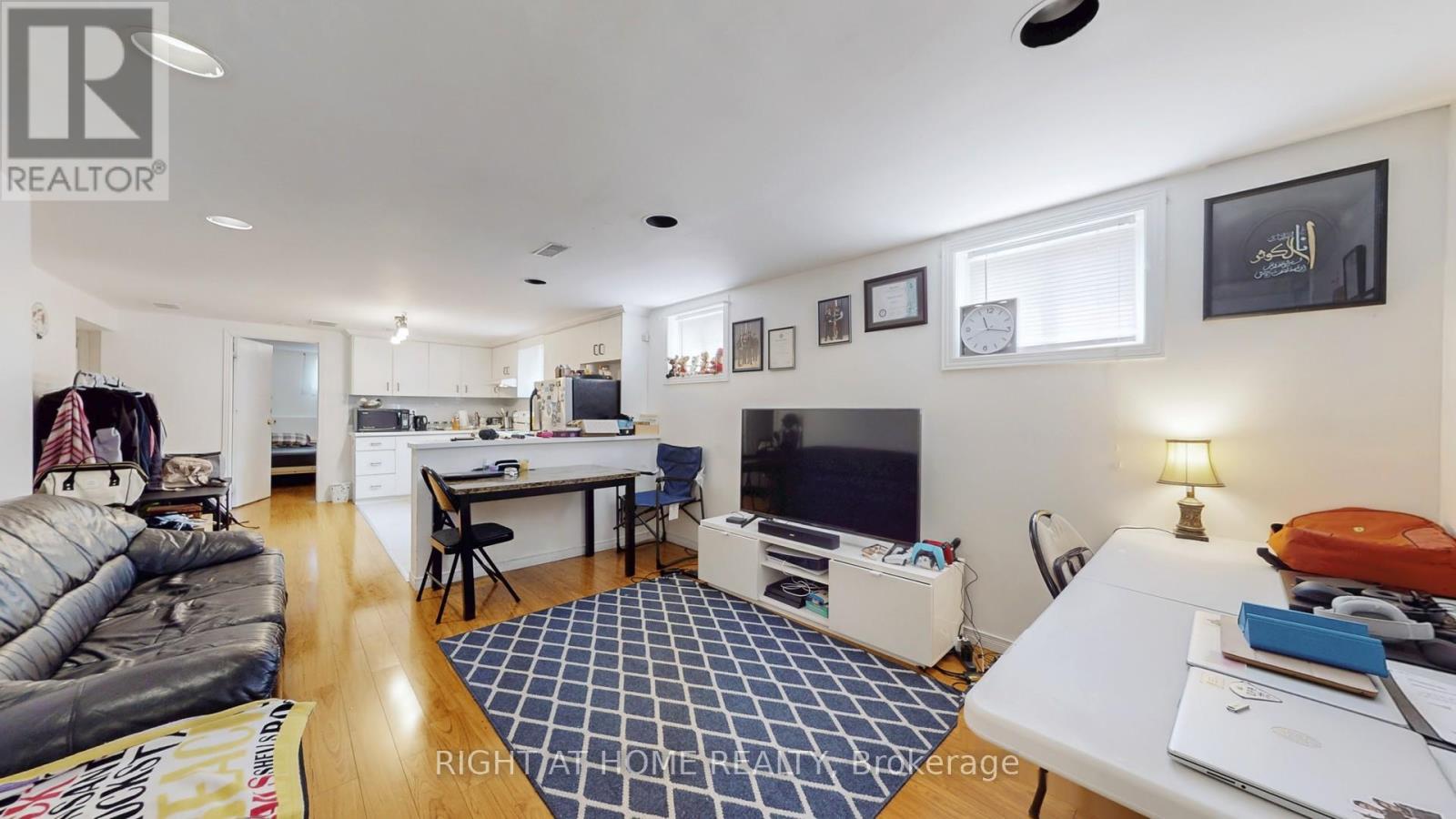 3456 Oakglade Crescent, Mississauga, Ontario  L5C 1X5 - Photo 29 - W12399593