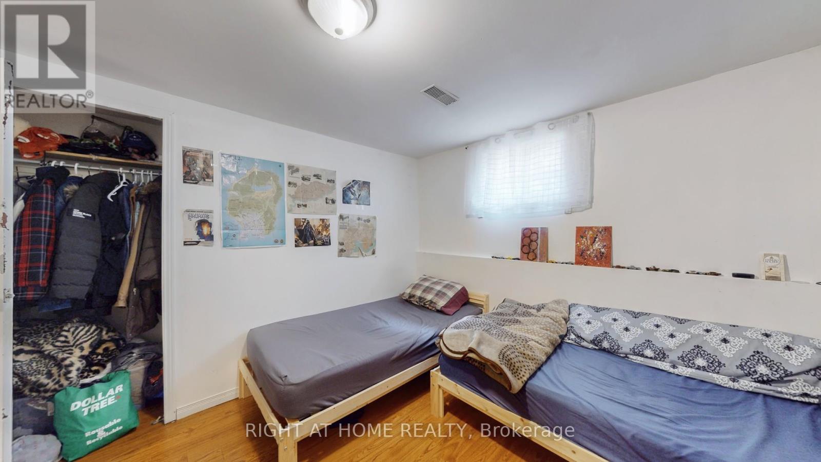 3456 Oakglade Crescent, Mississauga, Ontario  L5C 1X5 - Photo 38 - W12399593