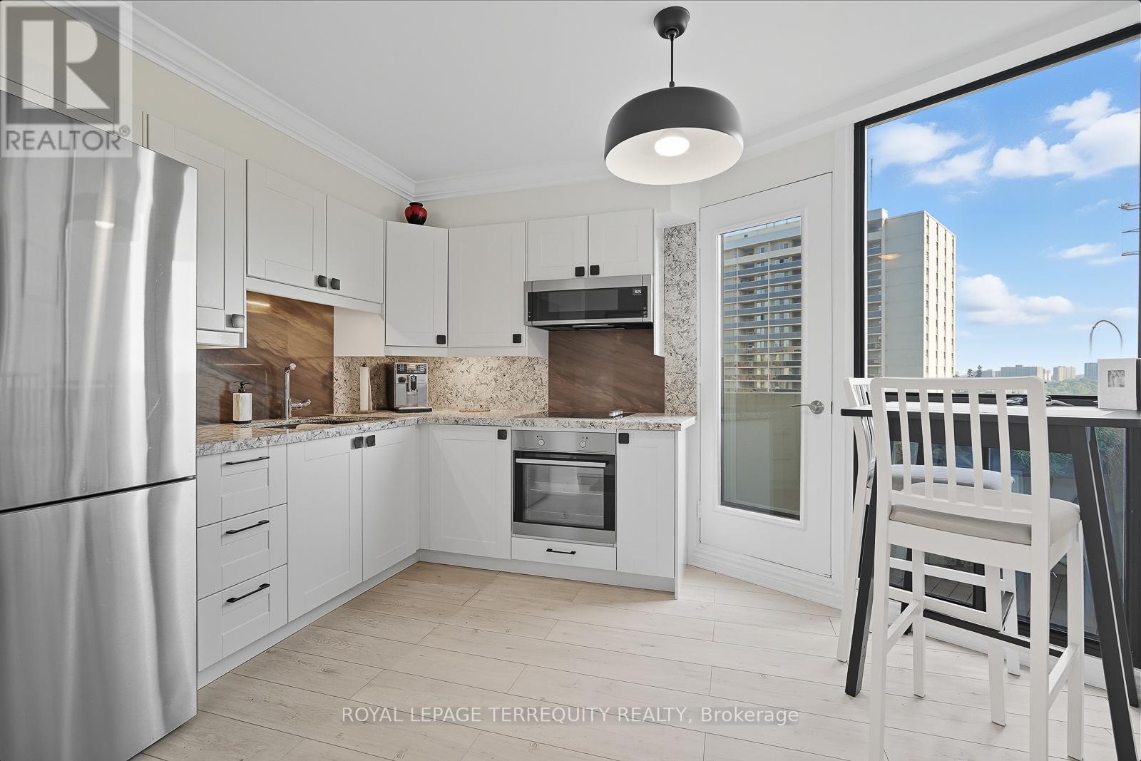F21 - 288 Mill Road, Toronto, Ontario  M9C 4X7 - Photo 12 - W12399595