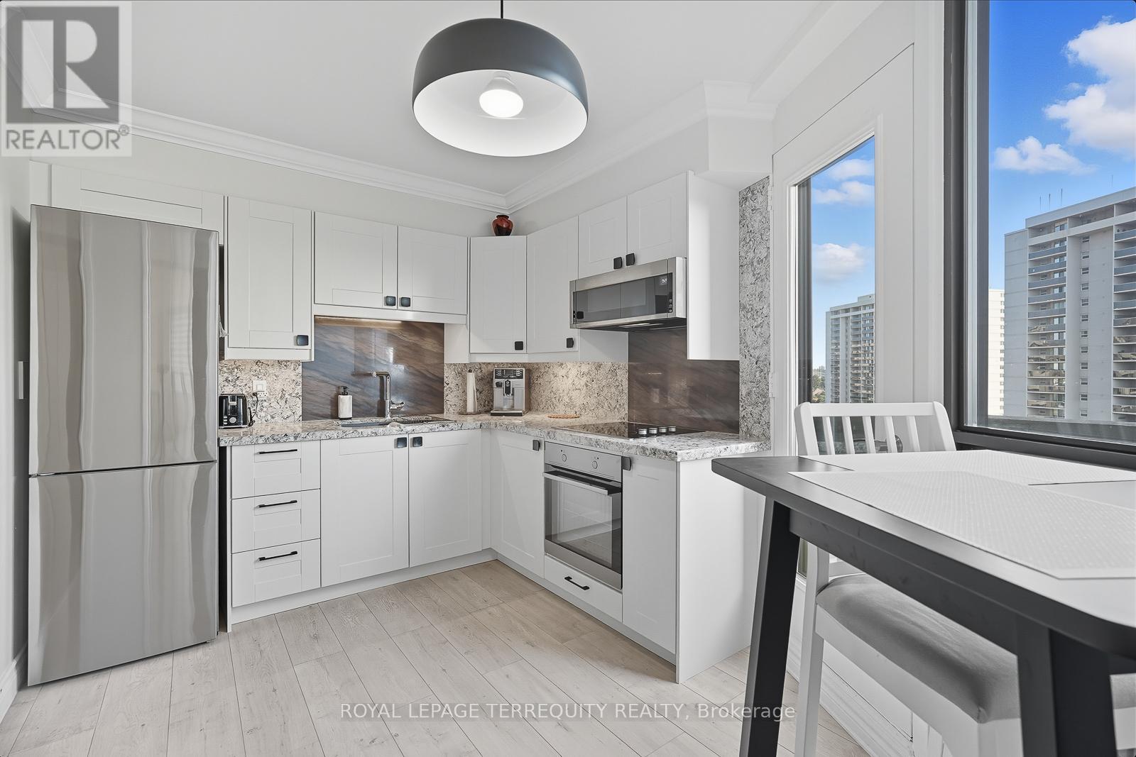 F21 - 288 Mill Road, Toronto, Ontario  M9C 4X7 - Photo 14 - W12399595