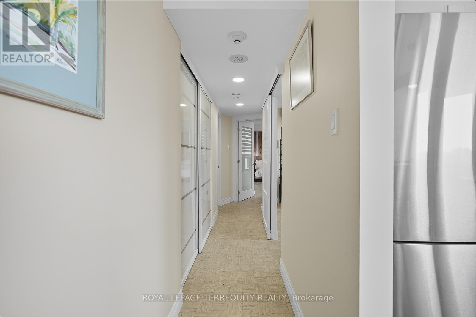 F21 - 288 Mill Road, Toronto, Ontario  M9C 4X7 - Photo 17 - W12399595