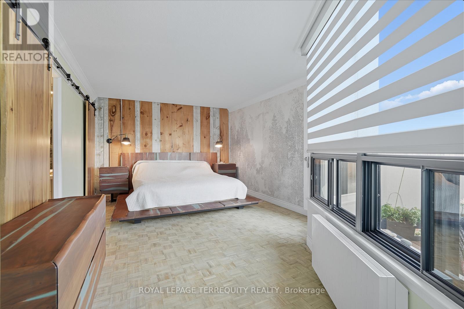 F21 - 288 Mill Road, Toronto, Ontario  M9C 4X7 - Photo 22 - W12399595
