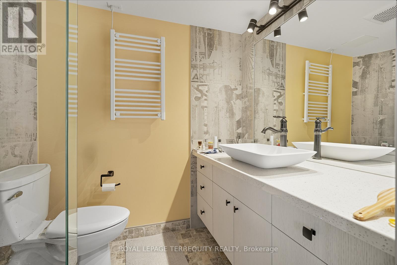 F21 - 288 Mill Road, Toronto, Ontario  M9C 4X7 - Photo 27 - W12399595