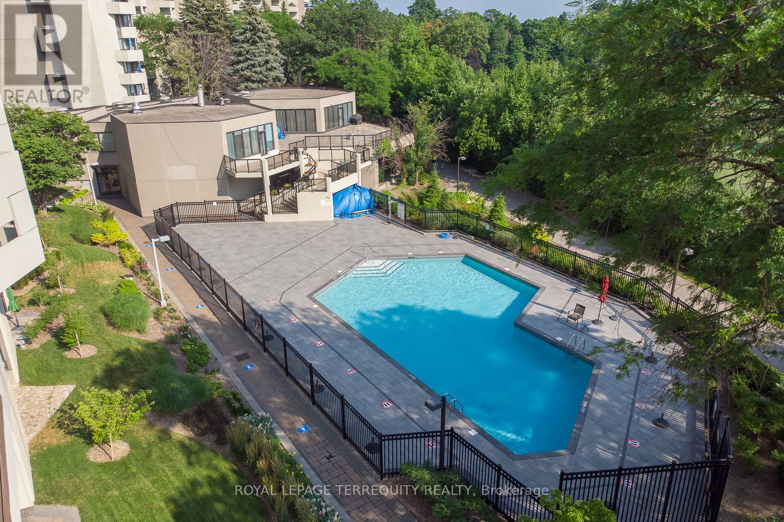 F21 - 288 Mill Road, Toronto, Ontario  M9C 4X7 - Photo 42 - W12399595