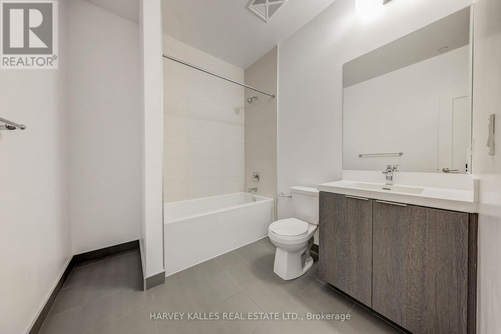 Th104 - 25 Holly Street, Toronto, Ontario  M4S 0E3 - Photo 16 - C12323807