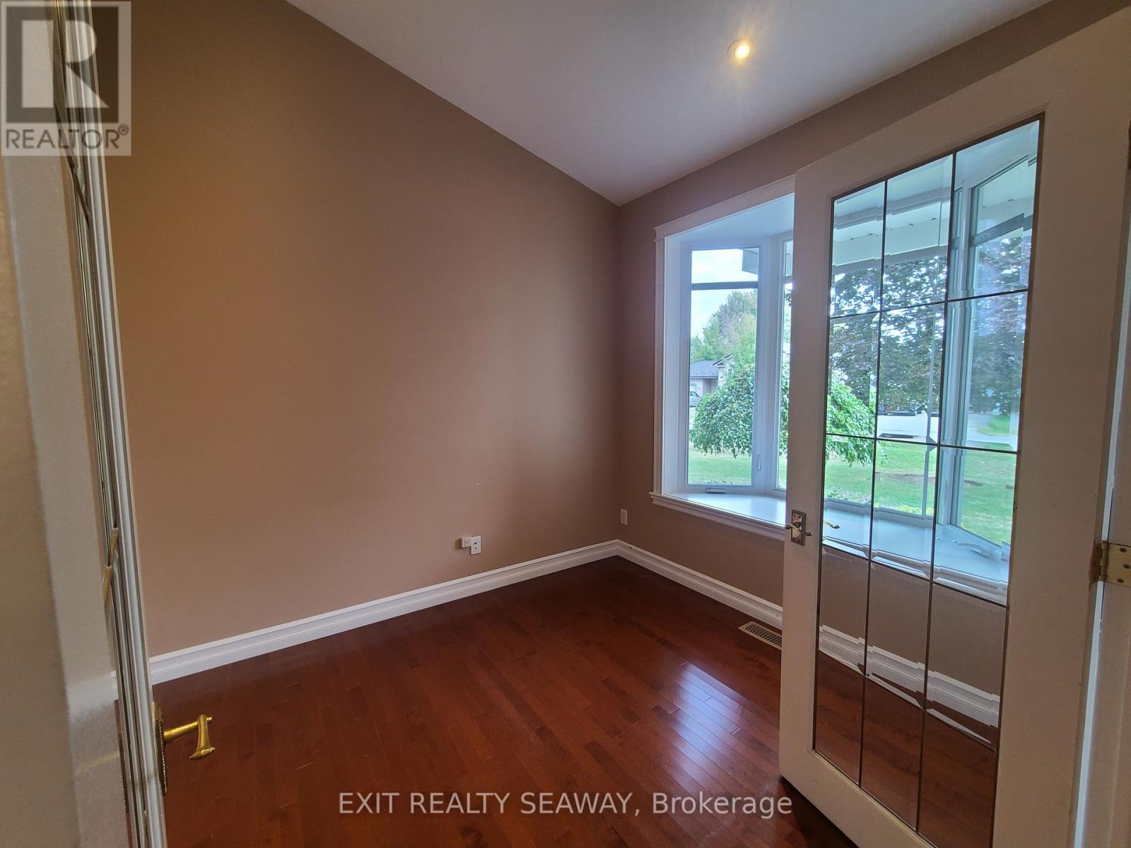 Lorem Ipsum Dolor, South Dundas, Ontario  K0C  - Photo 11 - DEMO28854316