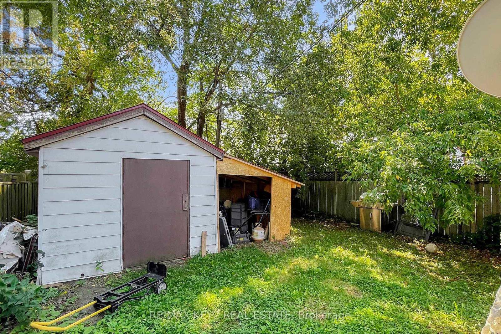 137 Newlands Avenue, Toronto, Ontario  M1L 1S2 - Photo 15 - E12391927