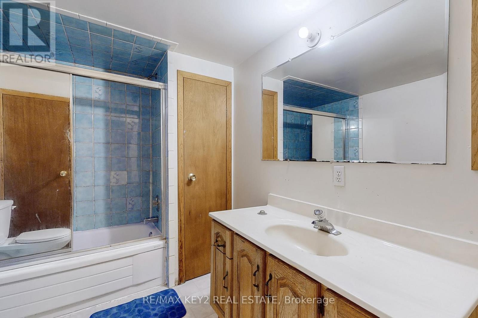 137 Newlands Avenue, Toronto, Ontario  M1L 1S2 - Photo 4 - E12391927