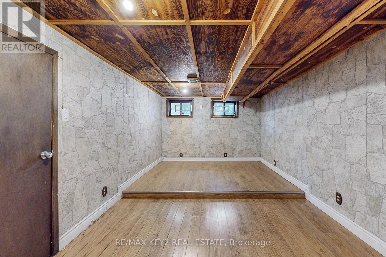 137 Newlands Avenue, Toronto, Ontario  M1L 1S2 - Photo 8 - E12391927