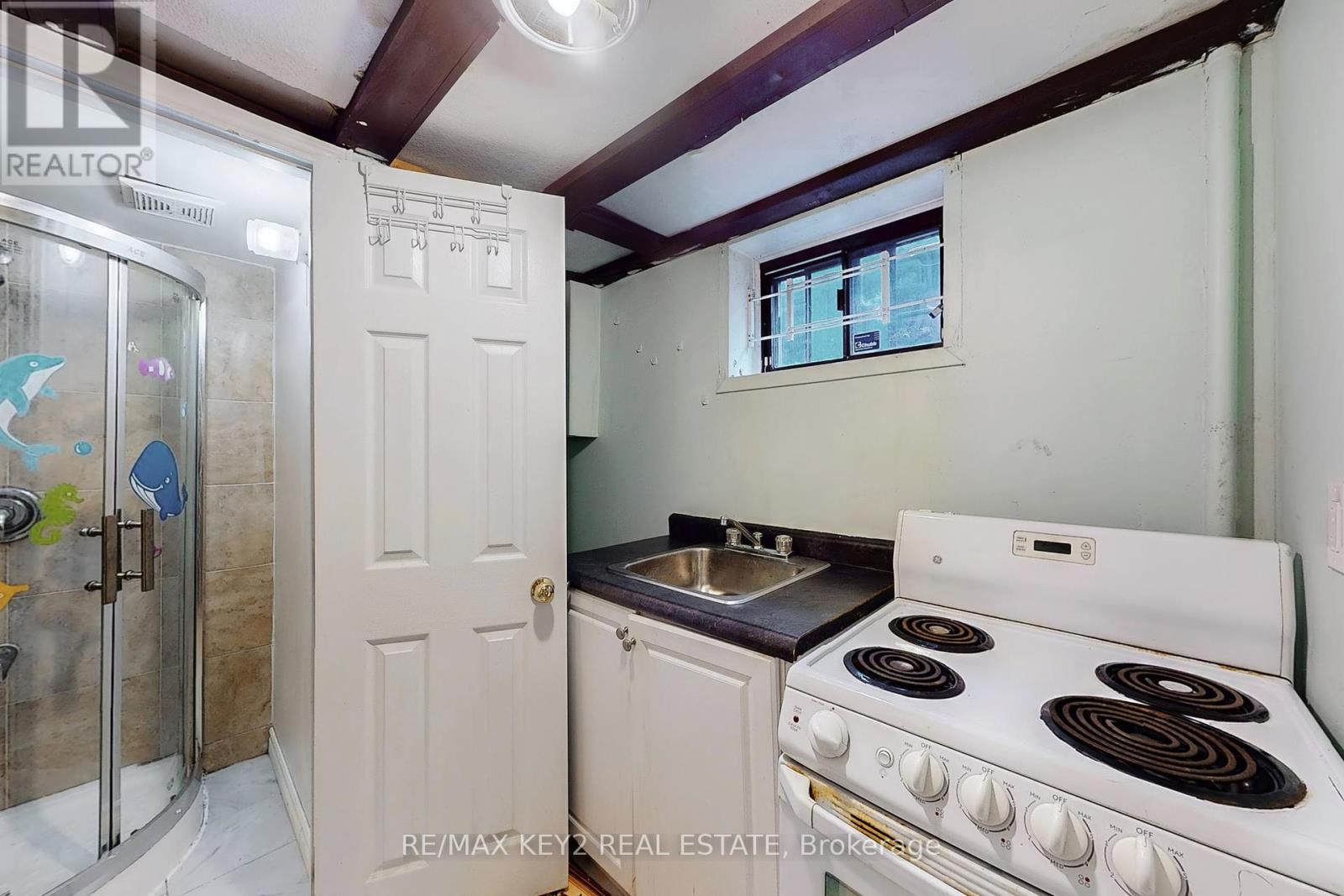137 Newlands Avenue, Toronto, Ontario  M1L 1S2 - Photo 5 - E12391927