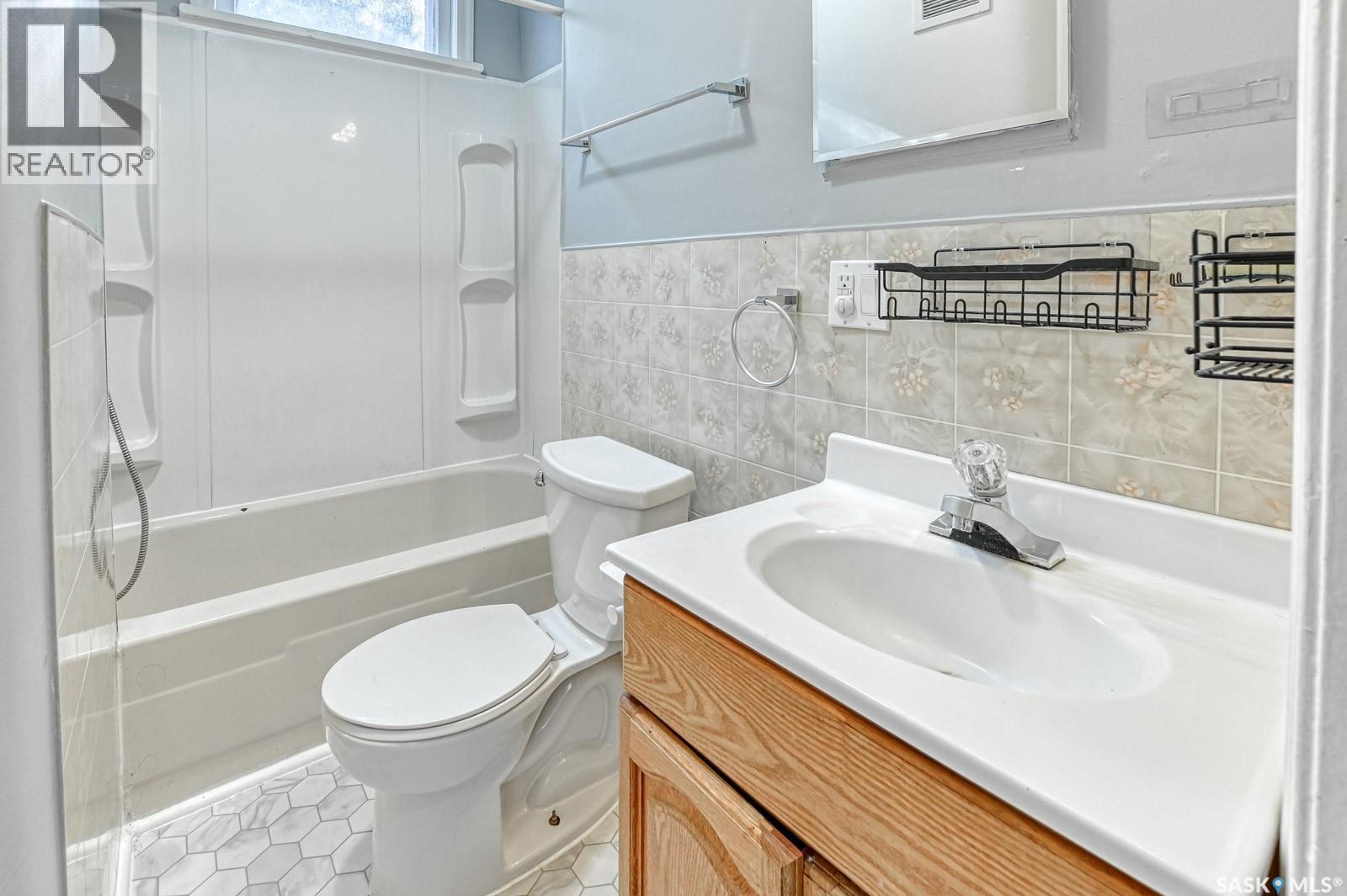 1343 Queen Street, Regina, Saskatchewan  S4T 4B7 - Photo 10 - SK016454