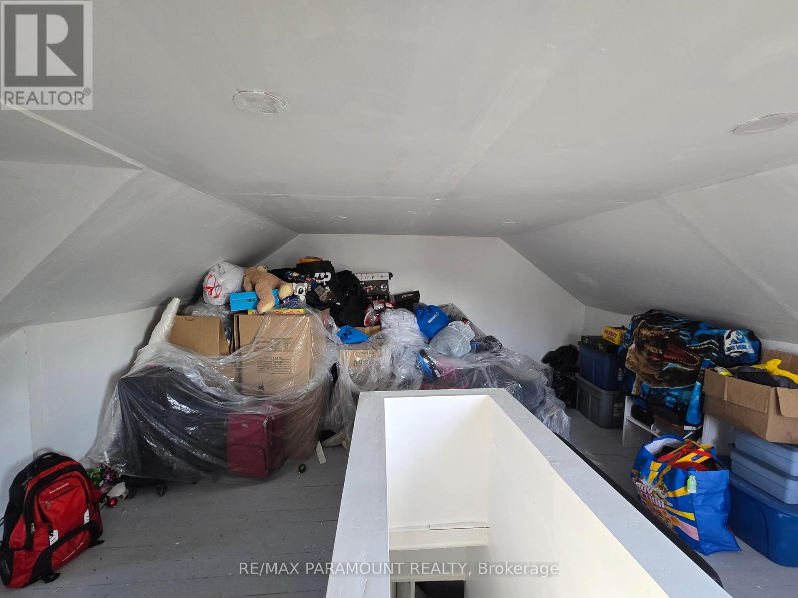 121 Mulock Avenue, Toronto, Ontario  M6N 3C5 - Photo 41 - W12337640
