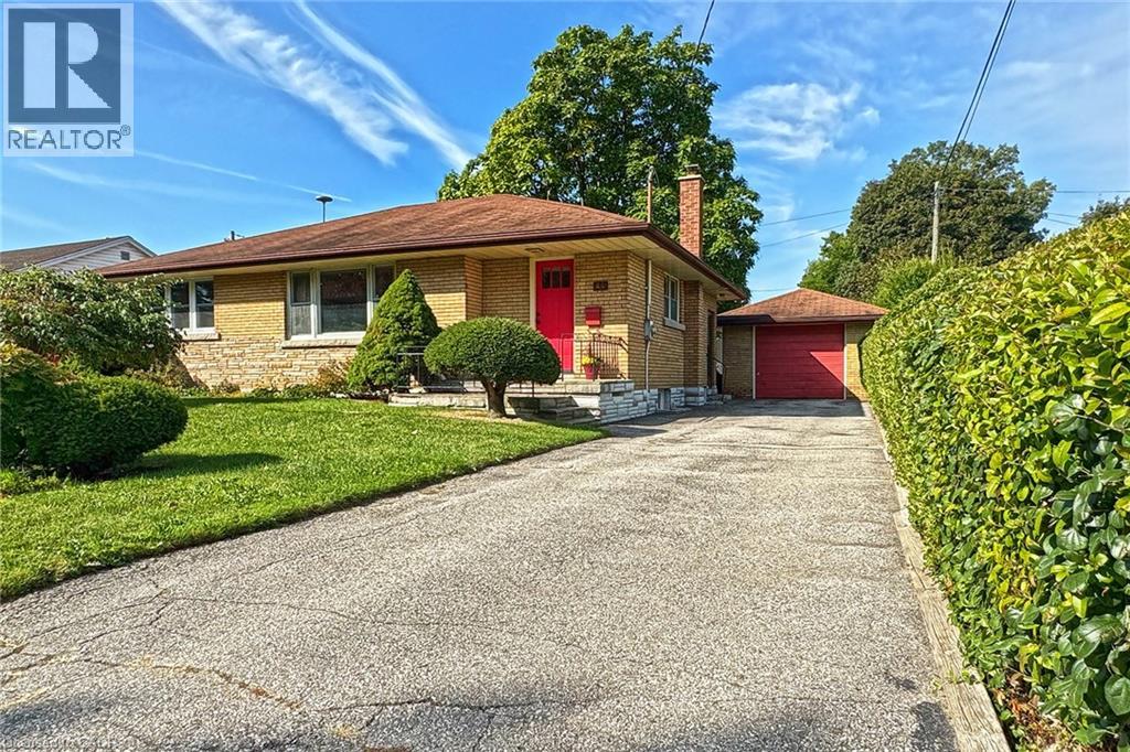 44 MCDONALD Avenue, Cambridge, Ontario