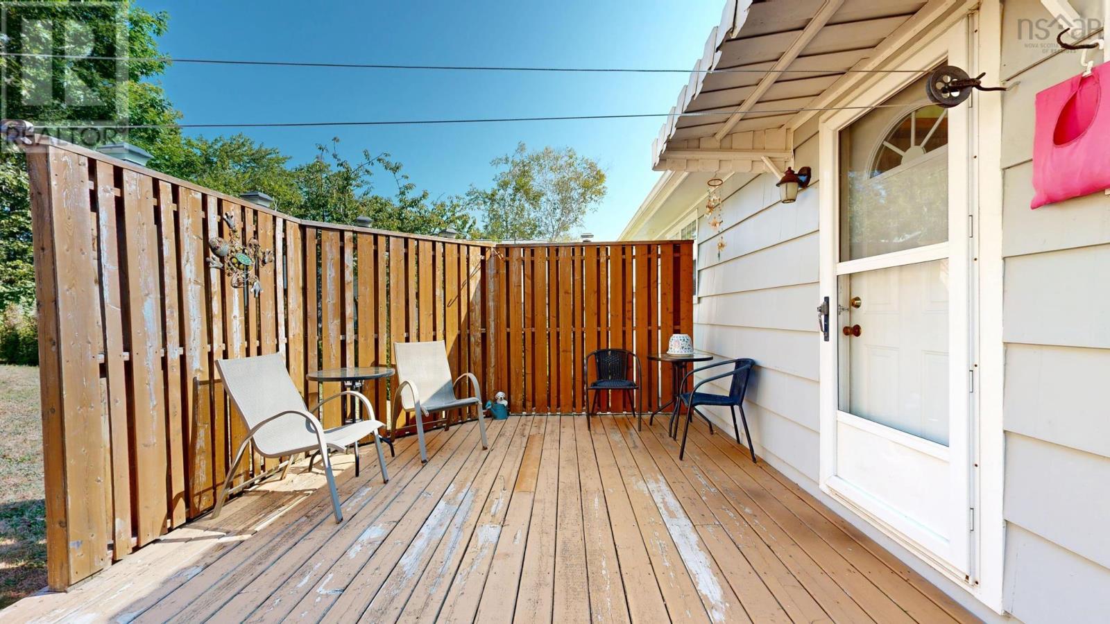 Property at 71 Rosedale Avenue image 5