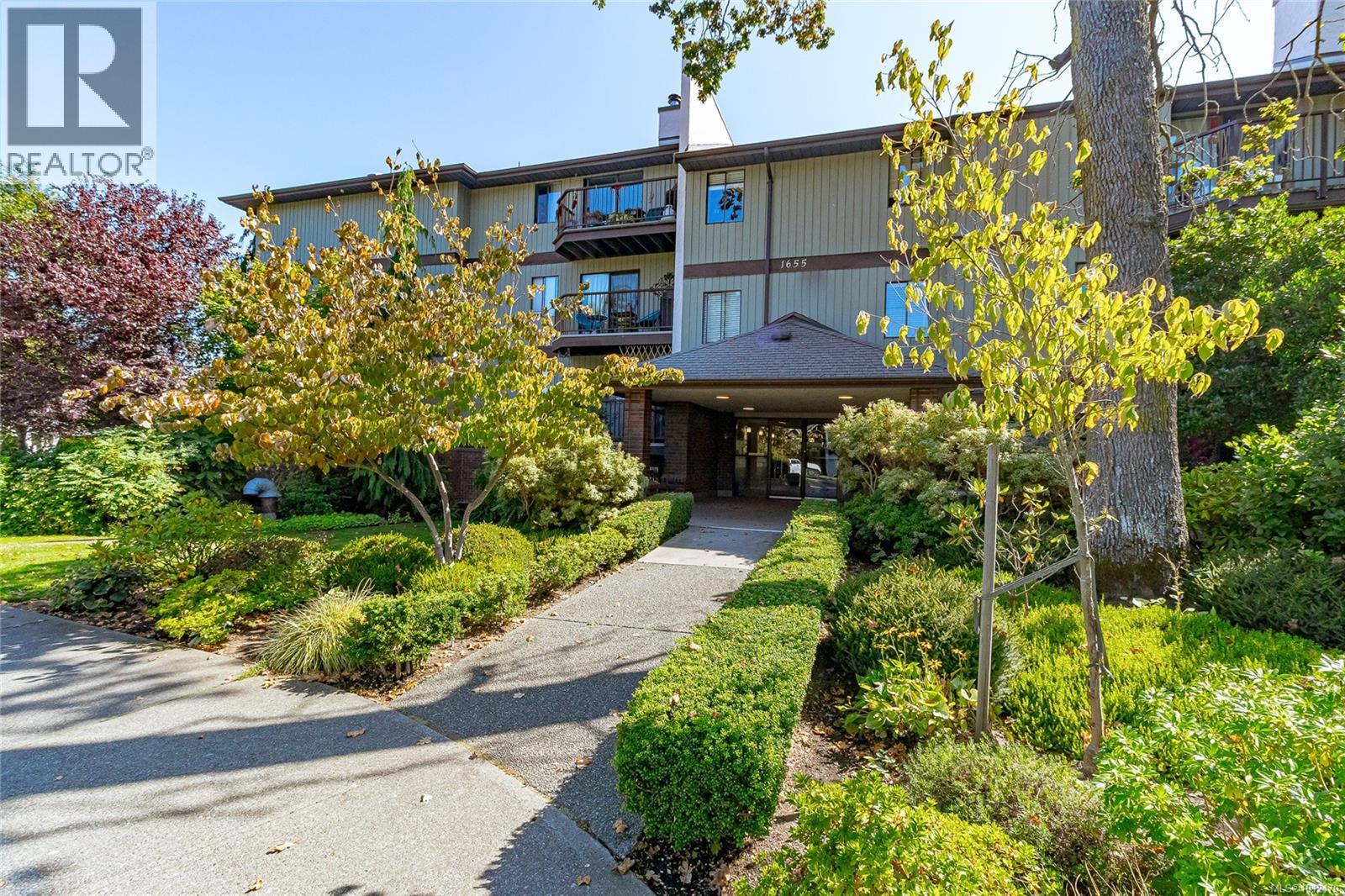 412 1655 Begbie St, Victoria, British Columbia