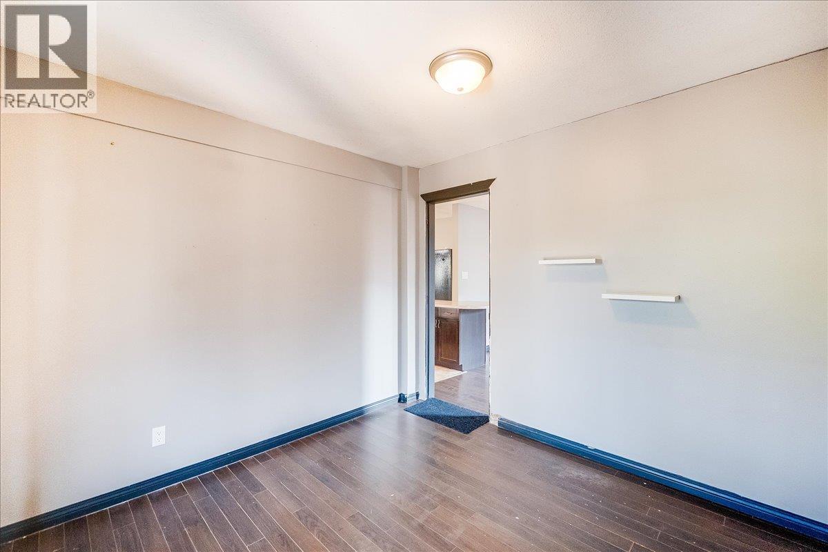 1056 Clarke Road, Castlegar, British Columbia  V0G 1X0 - Photo 23 - 10355413