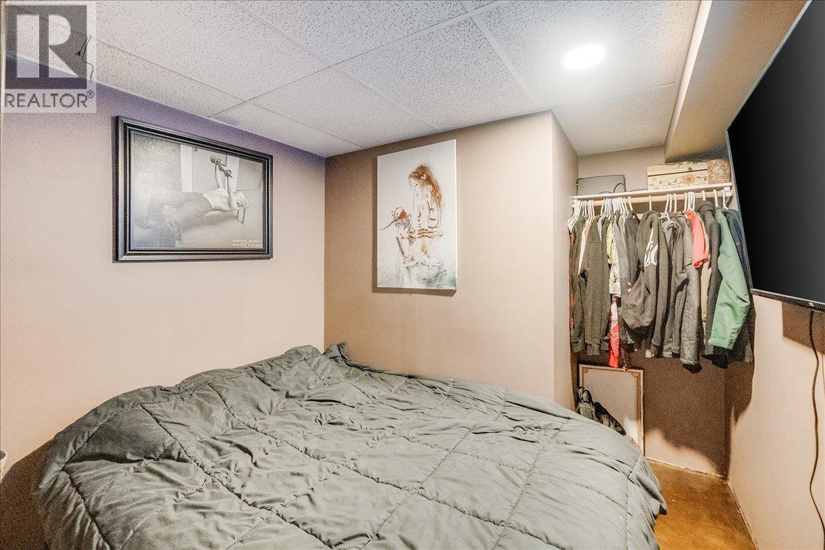 1056 Clarke Road, Castlegar, British Columbia  V0G 1X0 - Photo 40 - 10355413