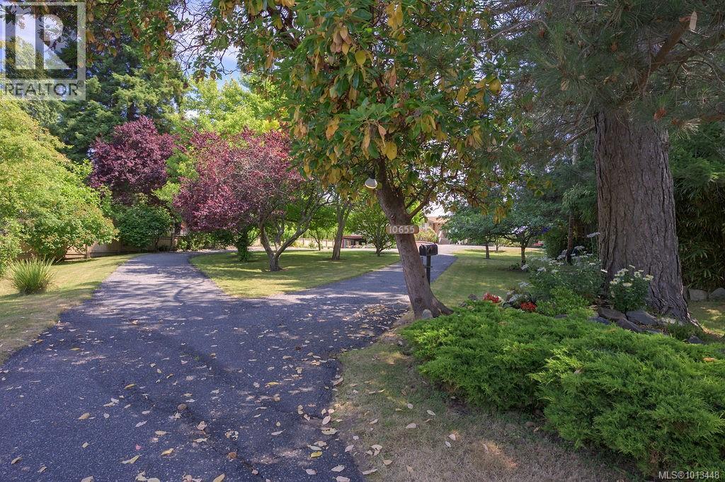 Lorem Ipsum Dolor S, North Saanich, British Columbia  V8L  - Photo 9 - DEMO28854381