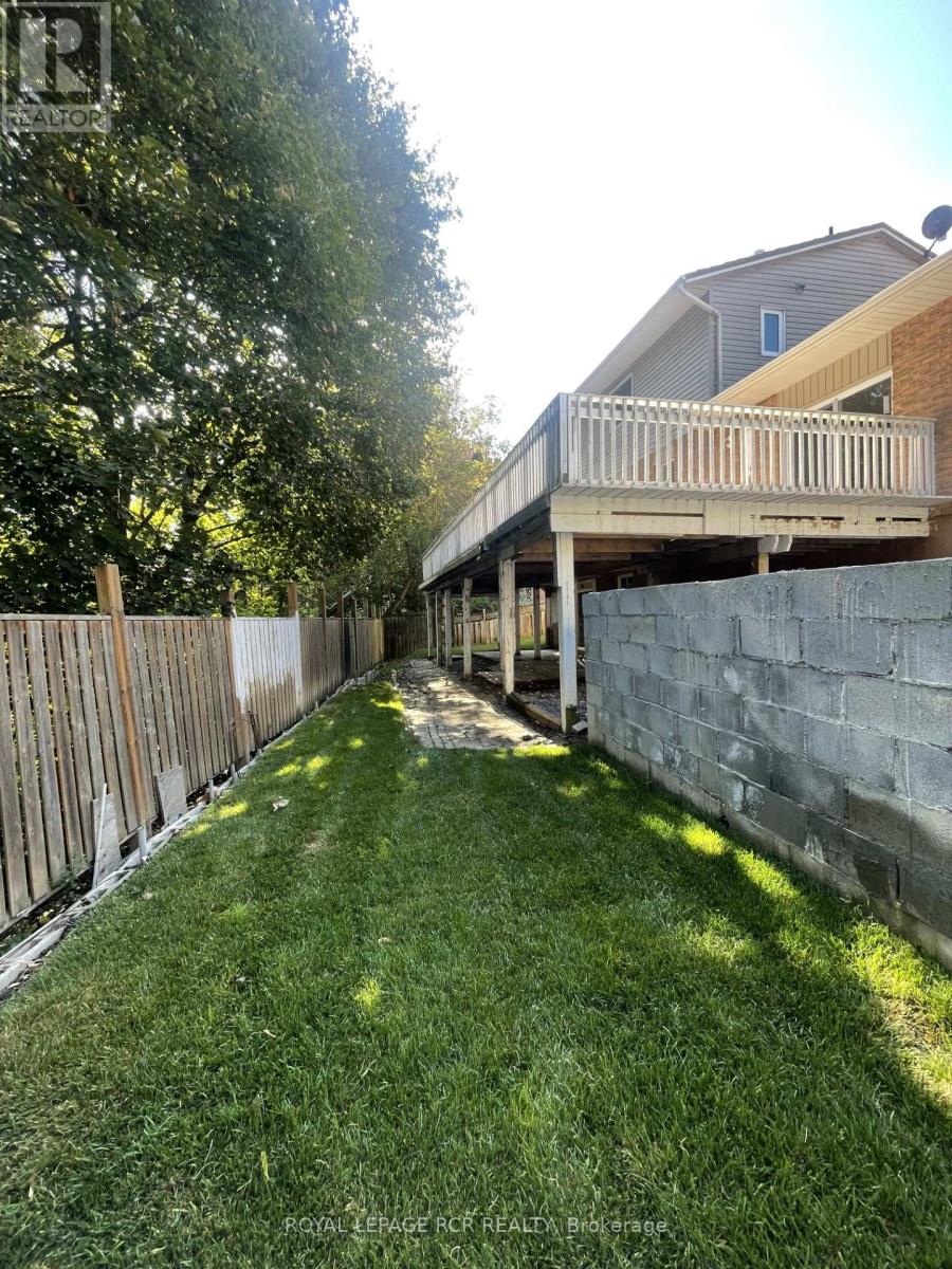3 Royal Oak Road, East Gwillimbury (Mt Albert), Ontario  L0G 1M0 - Photo 31 - N12388093