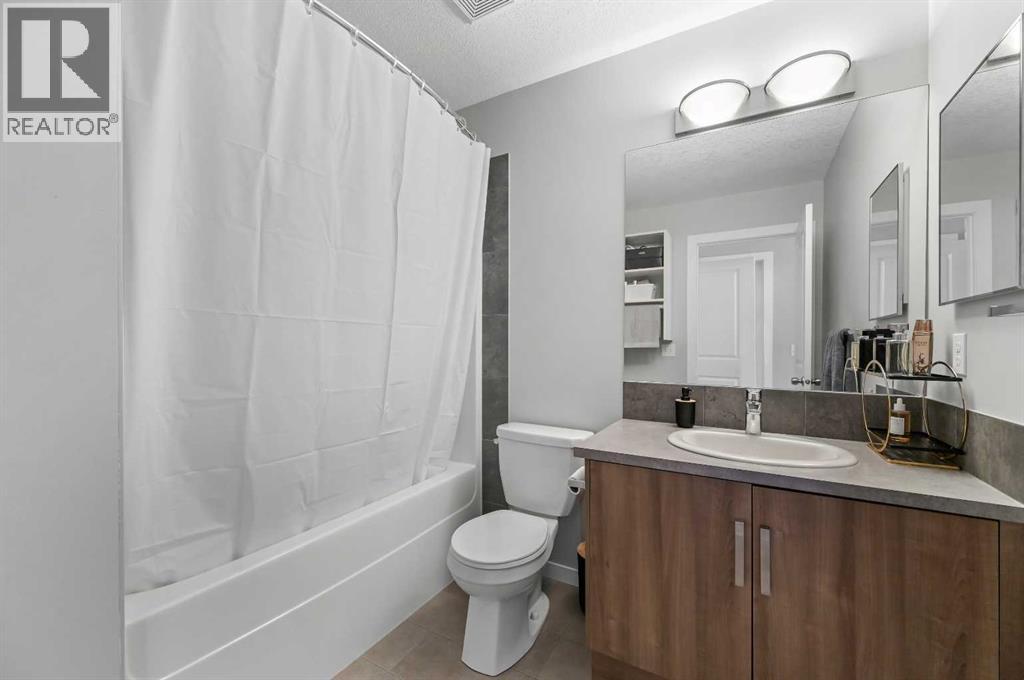 37 New Brighton Point Se, Calgary, Alberta  T2Z 1B6 - Photo 18 - A2250449