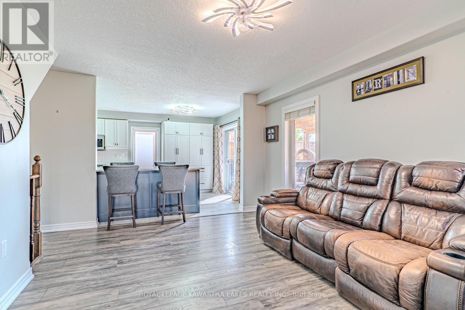Lorem Ipsum Dolor, Kawartha Lakes, Ontario  K9V  - Photo 15 - DEMO28854399