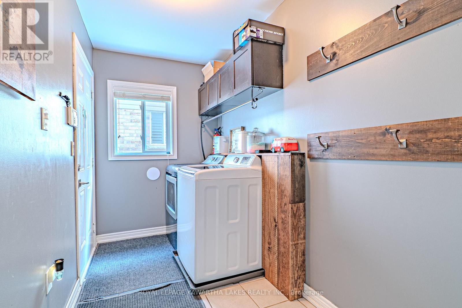 Lorem Ipsum Dolor, Kawartha Lakes, Ontario  K9V  - Photo 21 - DEMO28854399