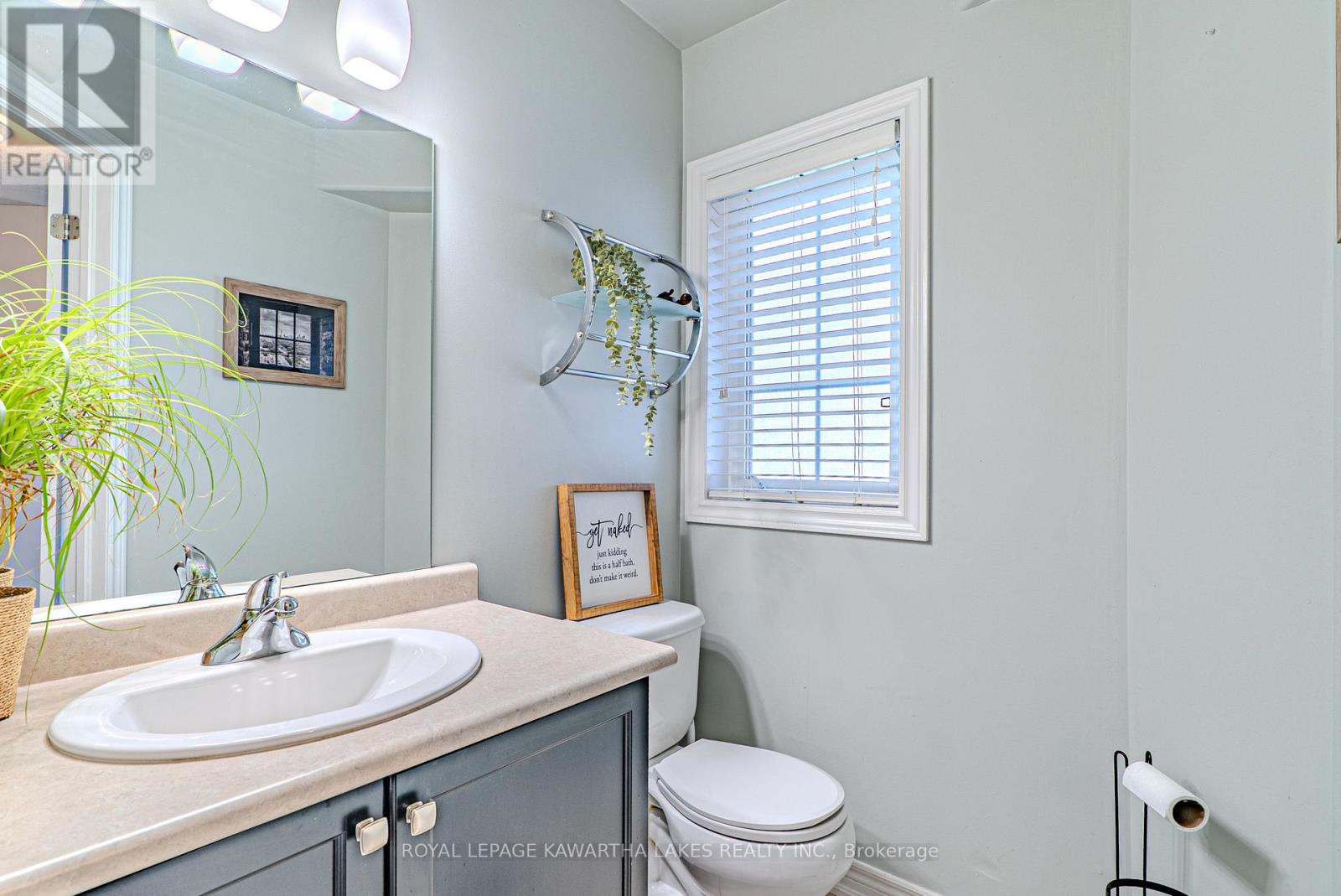 Lorem Ipsum Dolor, Kawartha Lakes, Ontario  K9V  - Photo 22 - DEMO28854399