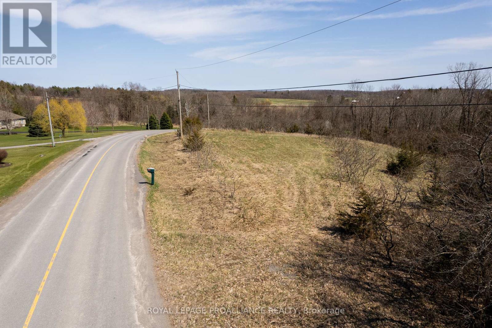 517 Downs Road, Quinte West, Ontario  K8V 5P6 - Photo 15 - X12399898