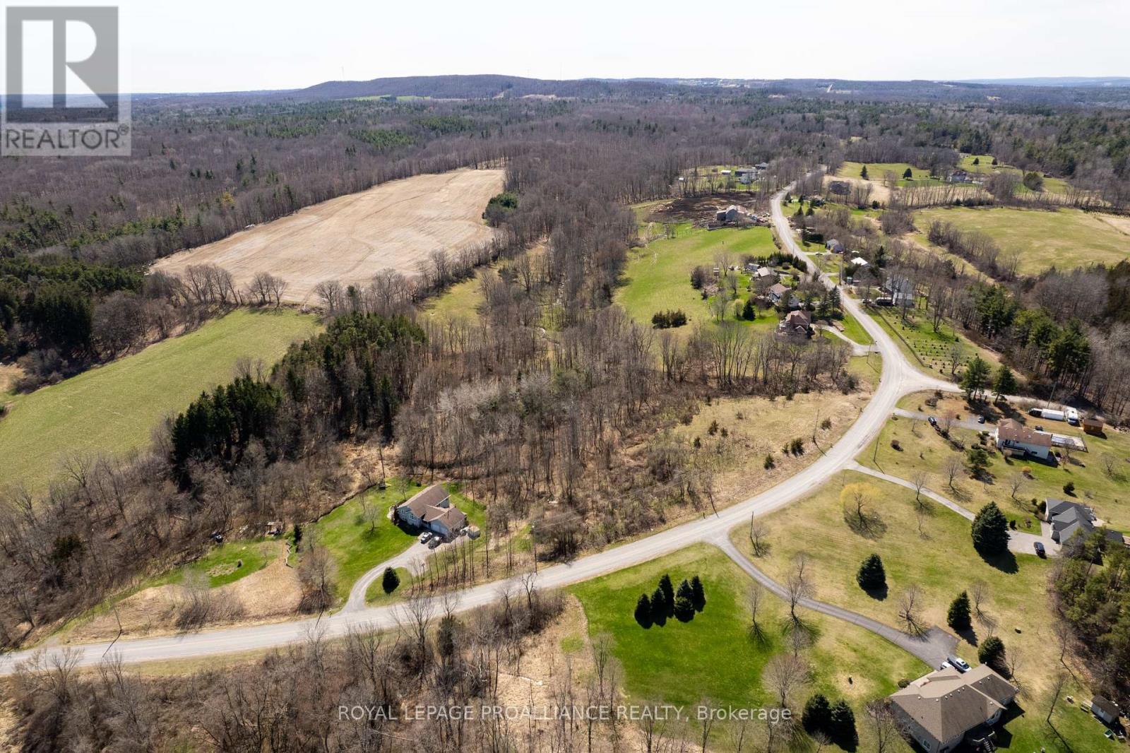 517 Downs Road, Quinte West, Ontario  K8V 5P6 - Photo 20 - X12399898